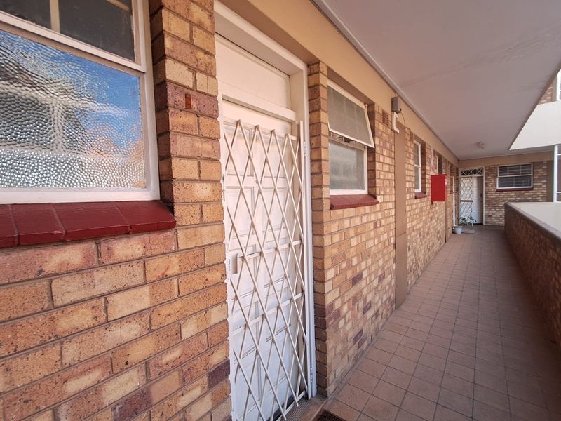 Flat apartment For Sale in Bellevue, Johannesburg - Photo 5