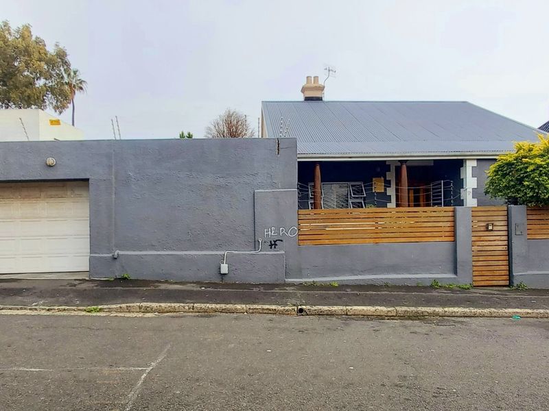 2 x 3 Bedroom Houses on a single ERF,  For Sale in Woodstock, Cape Town - Photo 1