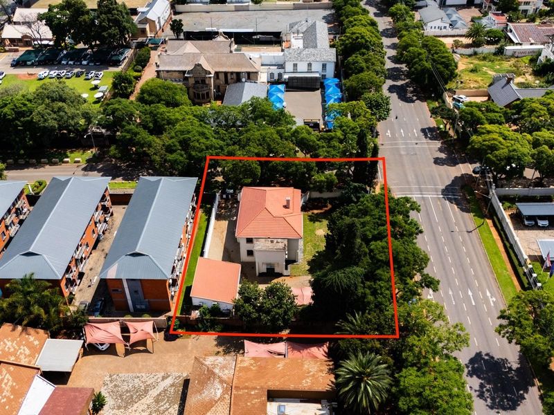 Commercial Property For Sale in Arcadia, Pretoria - Photo 1