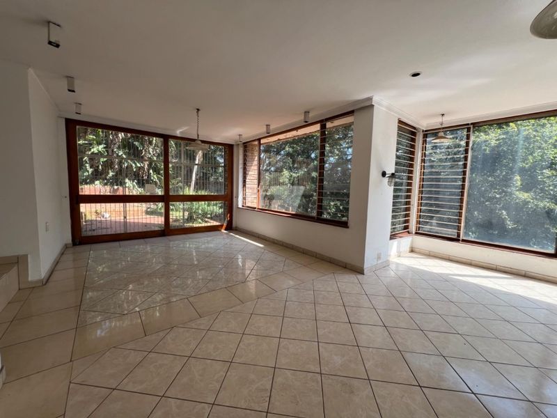 House For Sale in Silverton, Pretoria - Photo 7