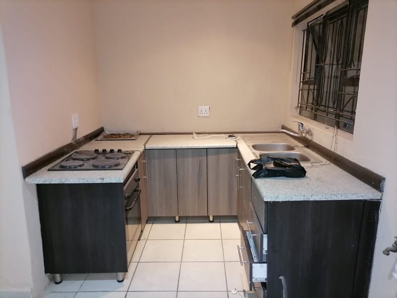 Backroom Flat in Tekwane South Tekwane Nelspruit Mpumalanga - Photo 5