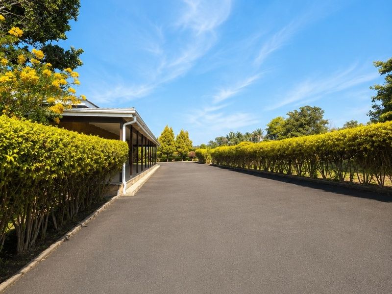 20,008 m2 Lifestyle Property in Ashburton KZN with Endless Potential | Renovate, Invest or Redevelop - Photo 7