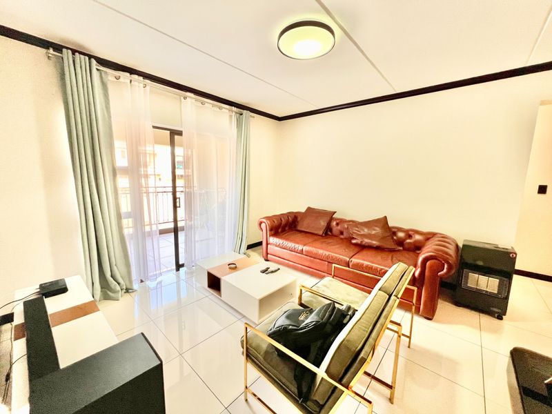 Spacious First Floor Apartment To Rent in Carlswald, Midrand - Photo 6