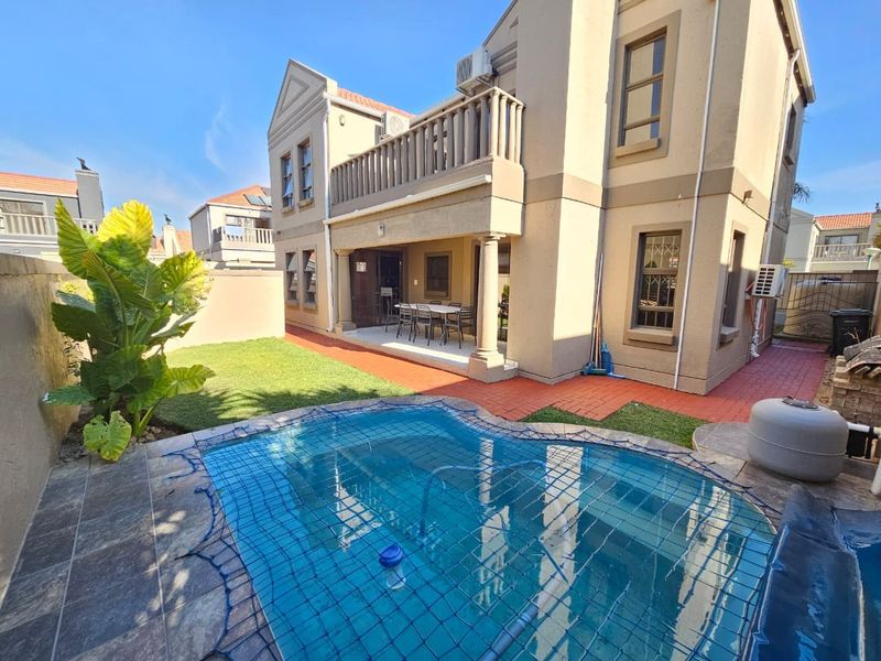 Spacious 3 Bedroom Family Home with Pool To Rent in Pomona, Kempton Park - Photo 1
