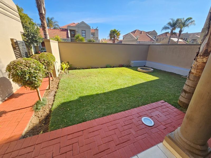 Spacious 3 Bedroom Family Home with Pool To Rent in Pomona, Kempton Park - Photo 6