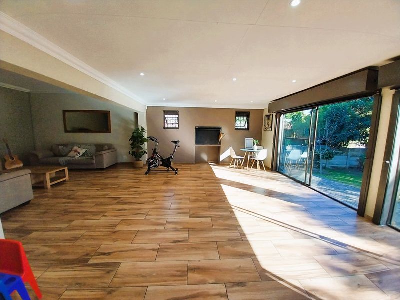 House For Sale in Glen Marais, Kempton Park - Photo 8