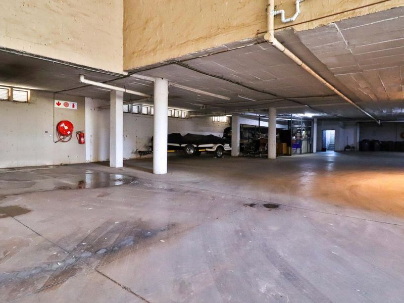 Well Maintained Adaptable Highy Functional Property For Sale, Tenanted - Photo 10