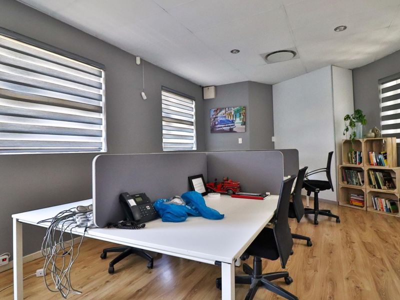 Well Maintained Adaptable Highy Functional Property For Sale, Tenanted - Photo 6