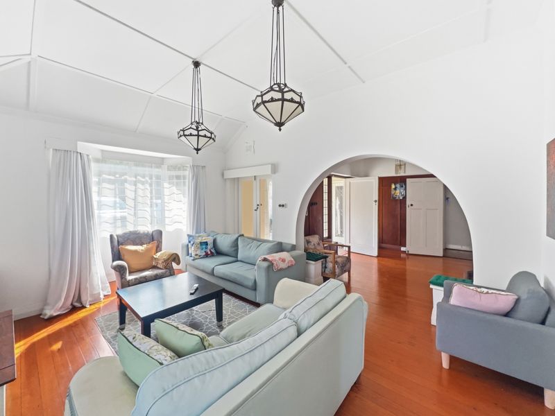 3-bedroom house with 2 flatlets for sale in Glenwood, Durban - Photo 10