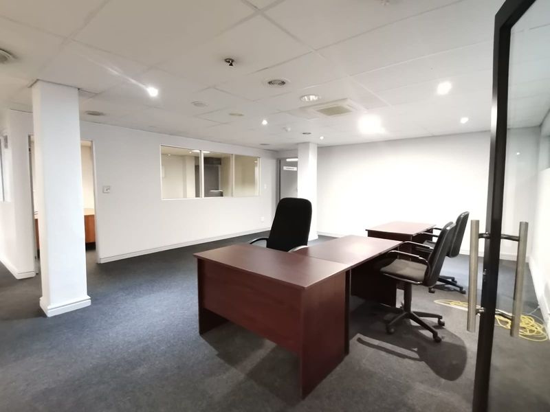 Office Space To Let in Paarl - Photo 6