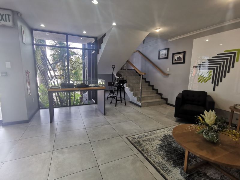 Office Space To Let in Paarl - Photo 2