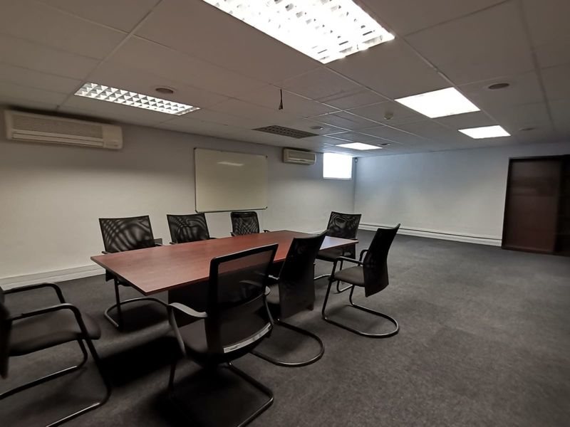 Office Space To Let in Paarl - Photo 3