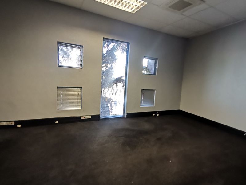 Prime Office Space Available Now - Photo 7