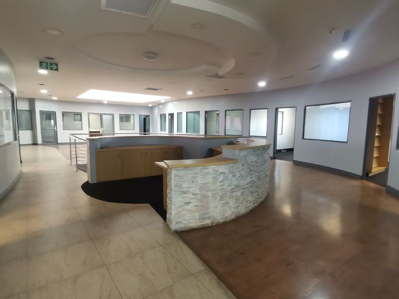 Prime Office Space Available Now - Photo 3
