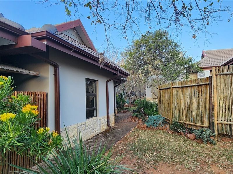 Retirement Home for Sale in Koro Creek Bushveld Golf Estate, Modimolle - Photo 2