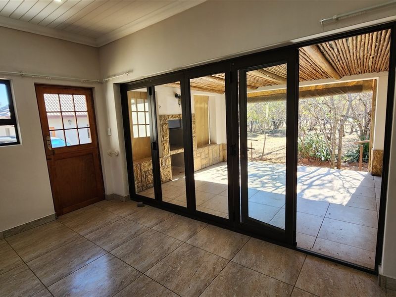 Retirement Home for Sale in Koro Creek Bushveld Golf Estate, Modimolle - Photo 10