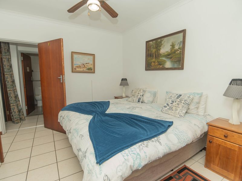 BLUEWATER BAY INCOME GENERATING GEM! 6 BEDROOMS | ESTABLISHED GUESTHOUSE | DUAL LIVING! - Photo 5