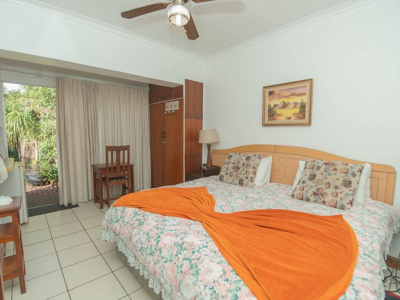 BLUEWATER BAY INCOME GENERATING GEM! 6 BEDROOMS | ESTABLISHED GUESTHOUSE | DUAL LIVING! - Photo 8