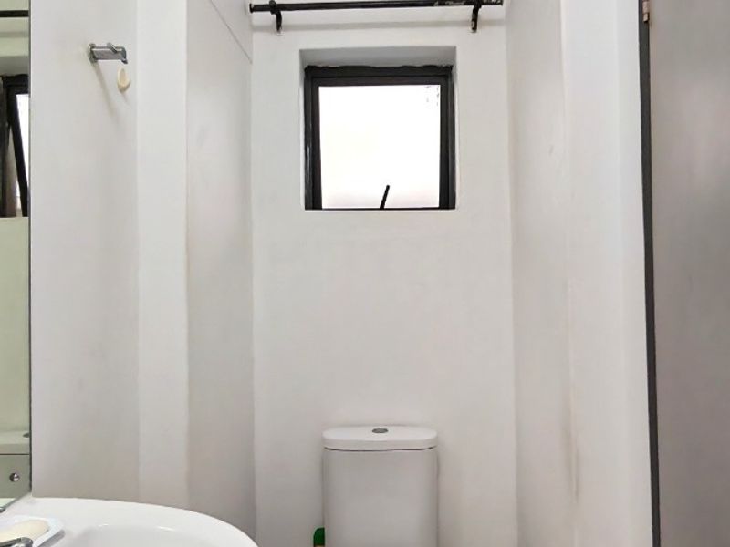 Prime First Floor 1-Bedroom Apartment in Sought-After Palm Springs, Brooklyn, Cape Town - Photo 10