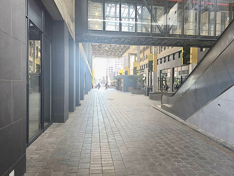 Retail Space To Rent in Foreshore, Cape Town - Photo 1