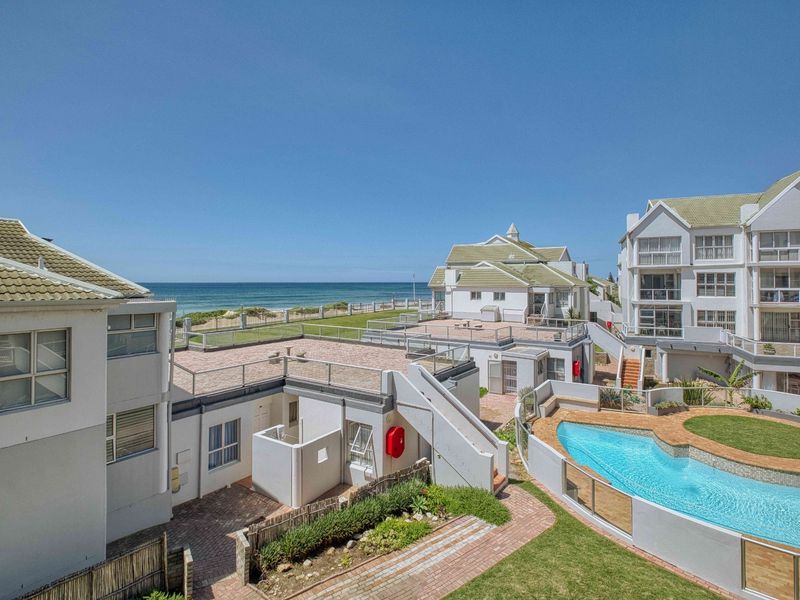 Beachfront Investment Opportunity | Airbnb-Friendly | Sea Views | Summerstrand - Photo 4
