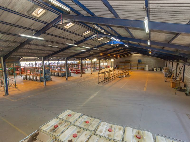 Industrial Facility with Interlink Yard and Workshops to Let in Markman | 2 697 sqm - Photo 6