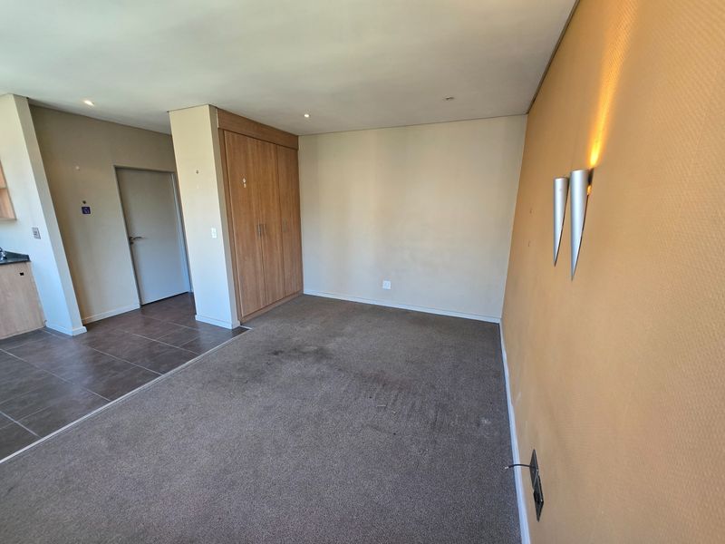 Your New Home In The City Awaits... Welcome To Urban Living! - Photo 10