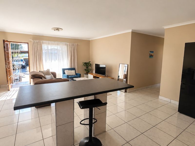 Secure 3 bed 3 bath Simplex for sale in Cleland - Pietermaritzburg - Photo 4