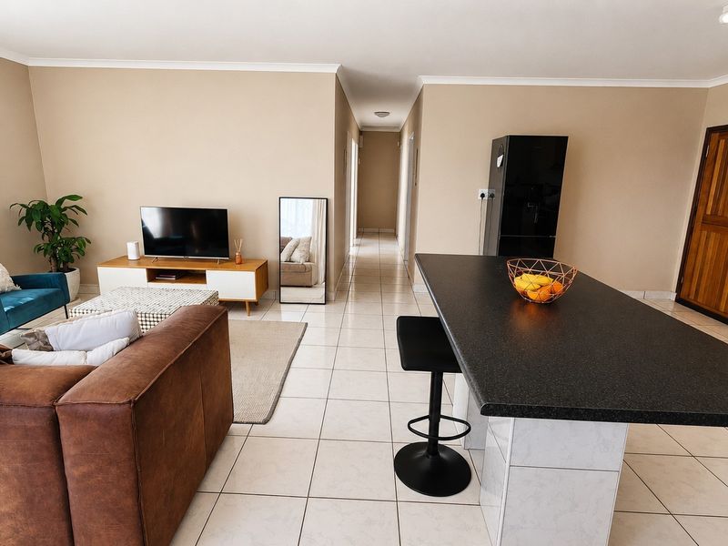 Secure 3 bed 3 bath Simplex for sale in Cleland - Pietermaritzburg - Photo 5