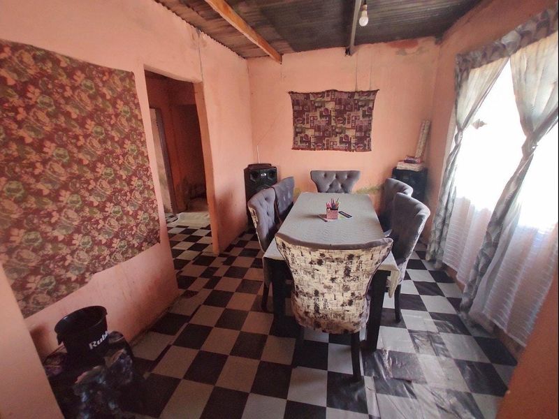 House For Sale in Amelia Zamdela Sasolburg - Photo 7