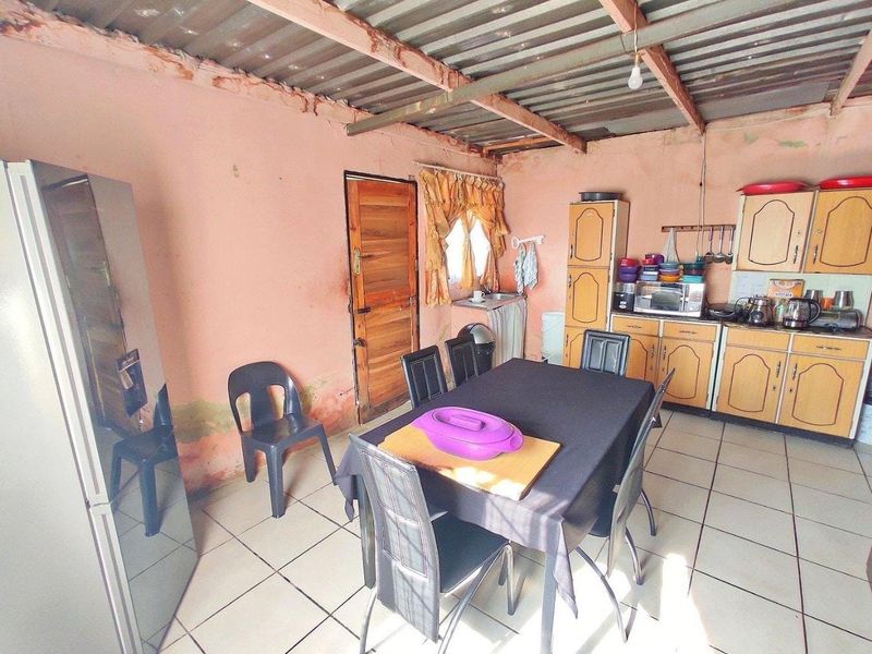 House For Sale in Amelia Zamdela Sasolburg - Photo 6