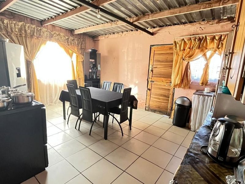 House For Sale in Amelia Zamdela Sasolburg - Photo 5