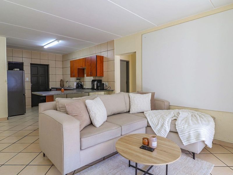Apartment For Sale in Randburg - Photo 10