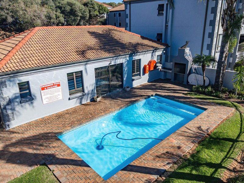 Apartment For Sale in Randburg - Photo 3