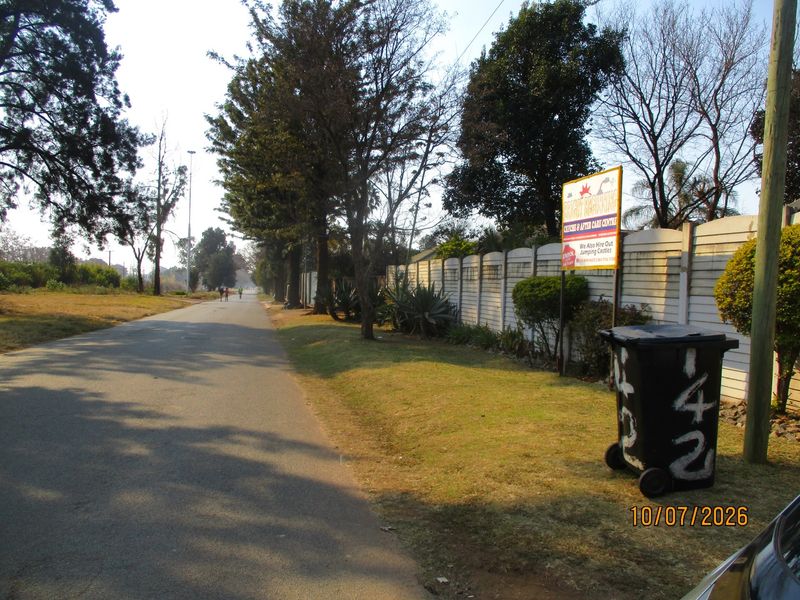 House To Rent in Clayville East, Clayville, Kempton Park - Photo 2