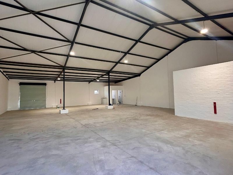 Versatile Commercial Space | Ideal for Retail, Wellness and Hospitality - Photo 4