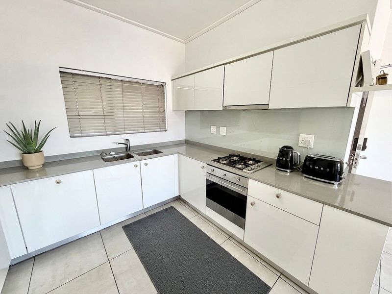 2 Bed - 2 Bath Classic Series Apartment For Sale in The Polofields, Waterfall, Midrand - Photo 9