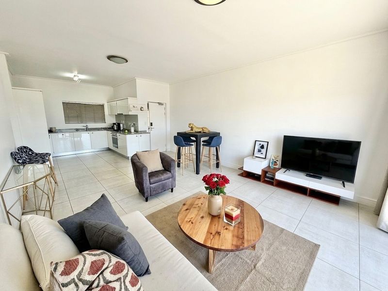 2 Bed - 2 Bath Classic Series Apartment For Sale in The Polofields, Waterfall, Midrand - Photo 6