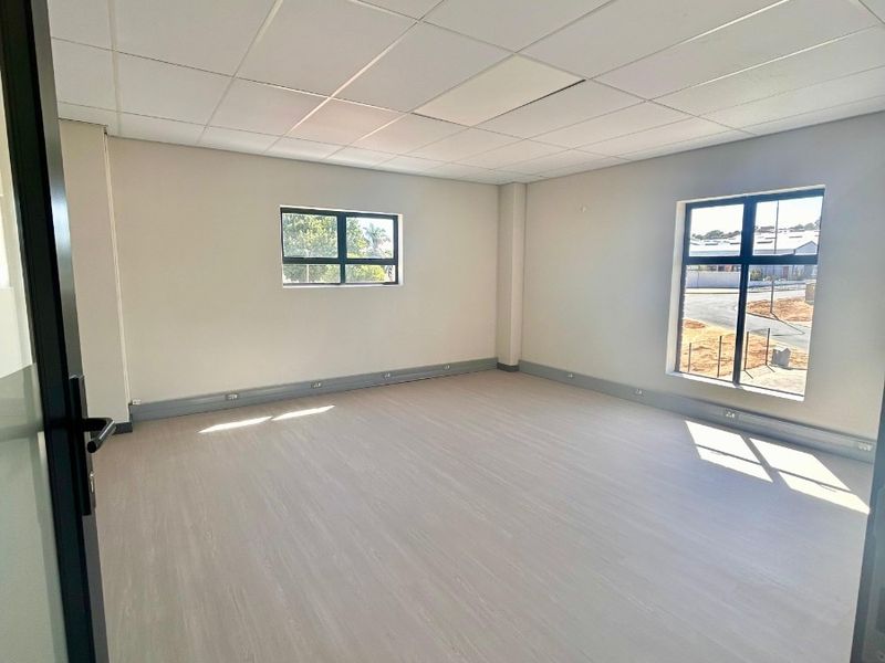 Brand-New Executive Office Suite | Prime Business Address in Malmesbury - Photo 9