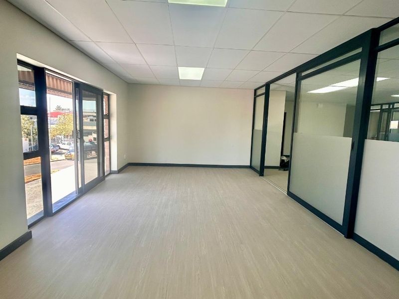 Brand-New Executive Office Suite | Prime Business Address in Malmesbury - Photo 3