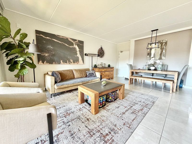 Immaculate Signature Series 3Bed - 2Bath - The Polofields Lifestyle - Photo 2