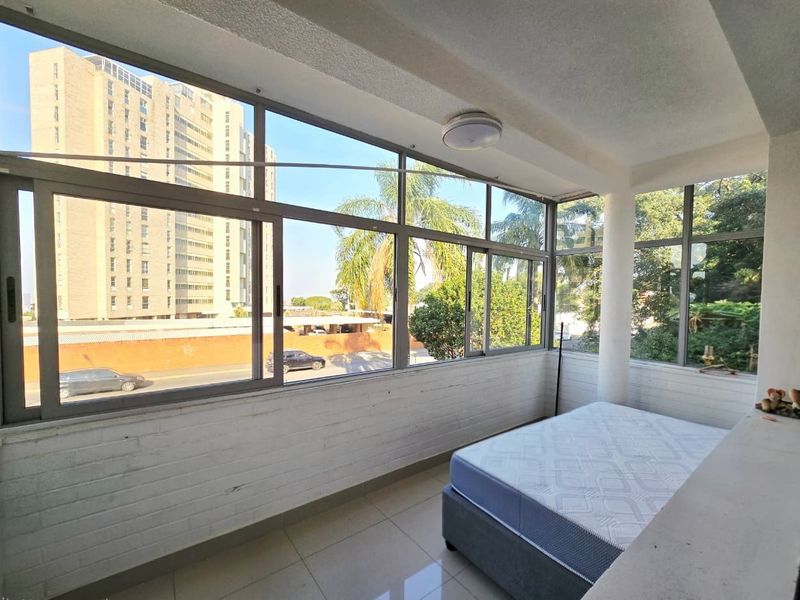 Apartment To Rent in Glenwood, Durban, KwaZulu Natal - Photo 10