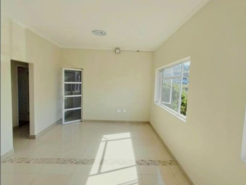 Apartment To Rent in Avoca Hills, Durban, KwaZulu Natal - Photo 1