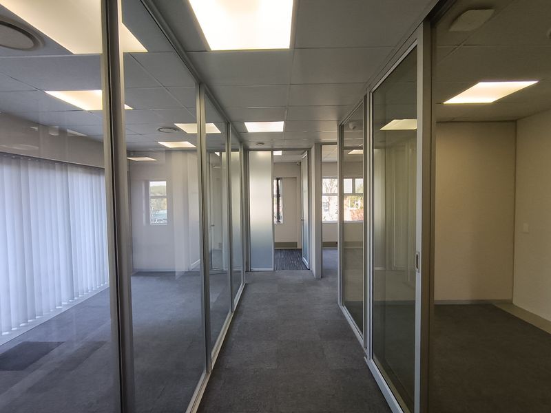 121 m2 Office To Let in Mount Edgecombe - Photo 2