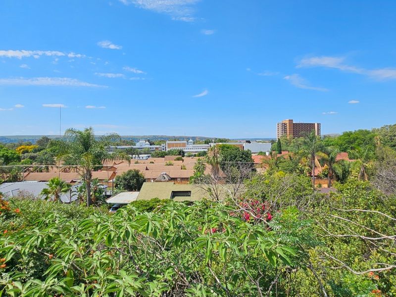 Room To Rent in Weavind Park, Pretoria - Photo 1