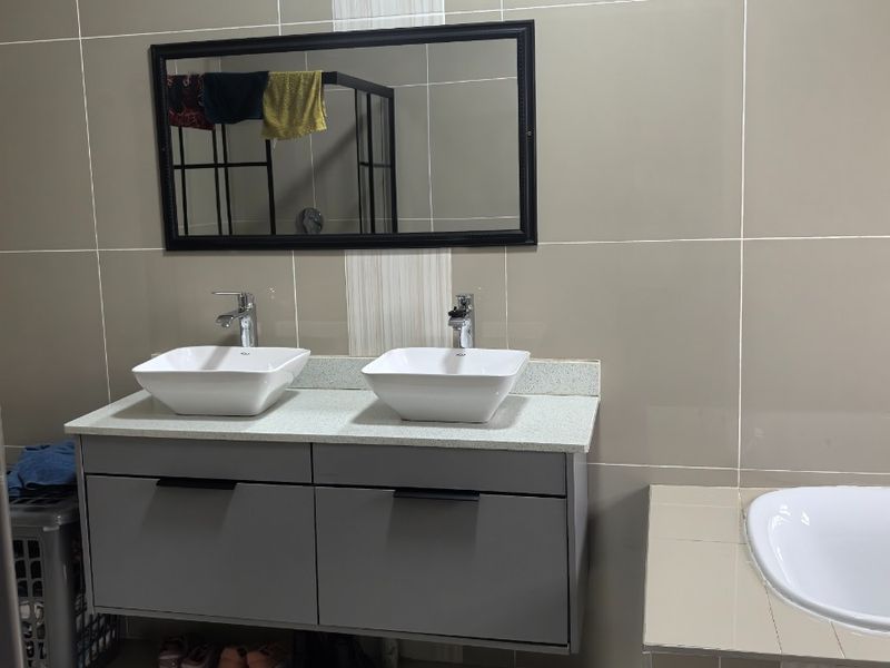 4 Bedroom House For Sale At Aerorand - Photo 8