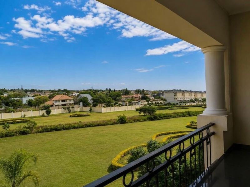Apartment For Sale in Summerset, Midrand - Photo 1