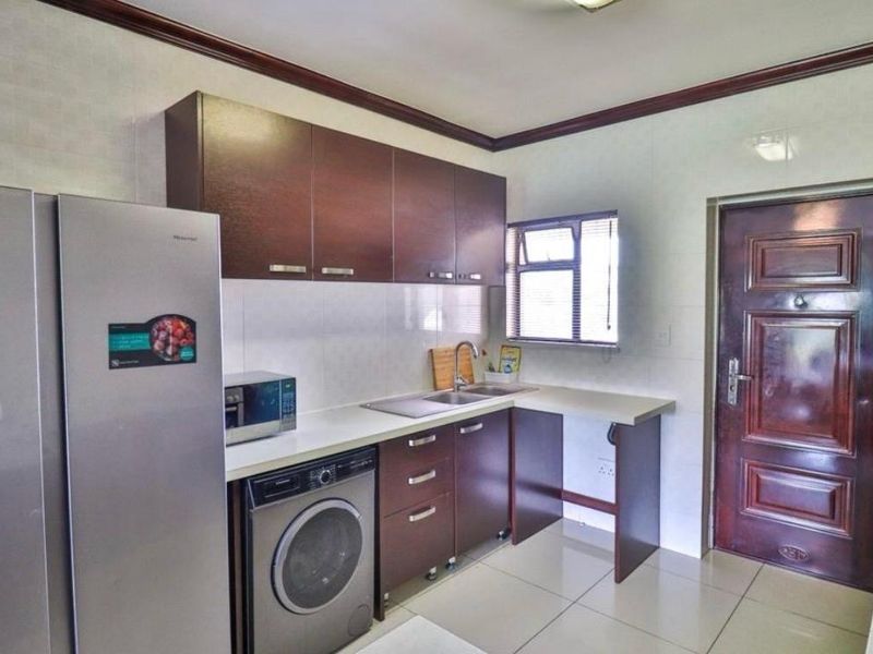 Apartment For Sale in Summerset, Midrand - Photo 2