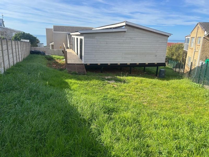 New Release | Vacant Stand with Partial Sea Views for Sale in Wavecrest, Jeffreys Bay - Photo 9