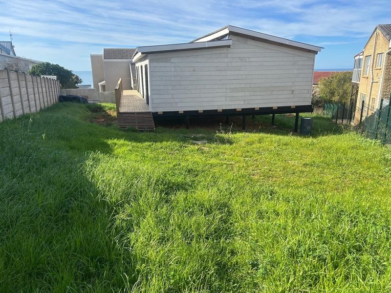 New Release | Vacant Stand with Partial Sea Views for Sale in Wavecrest, Jeffreys Bay - Photo 6